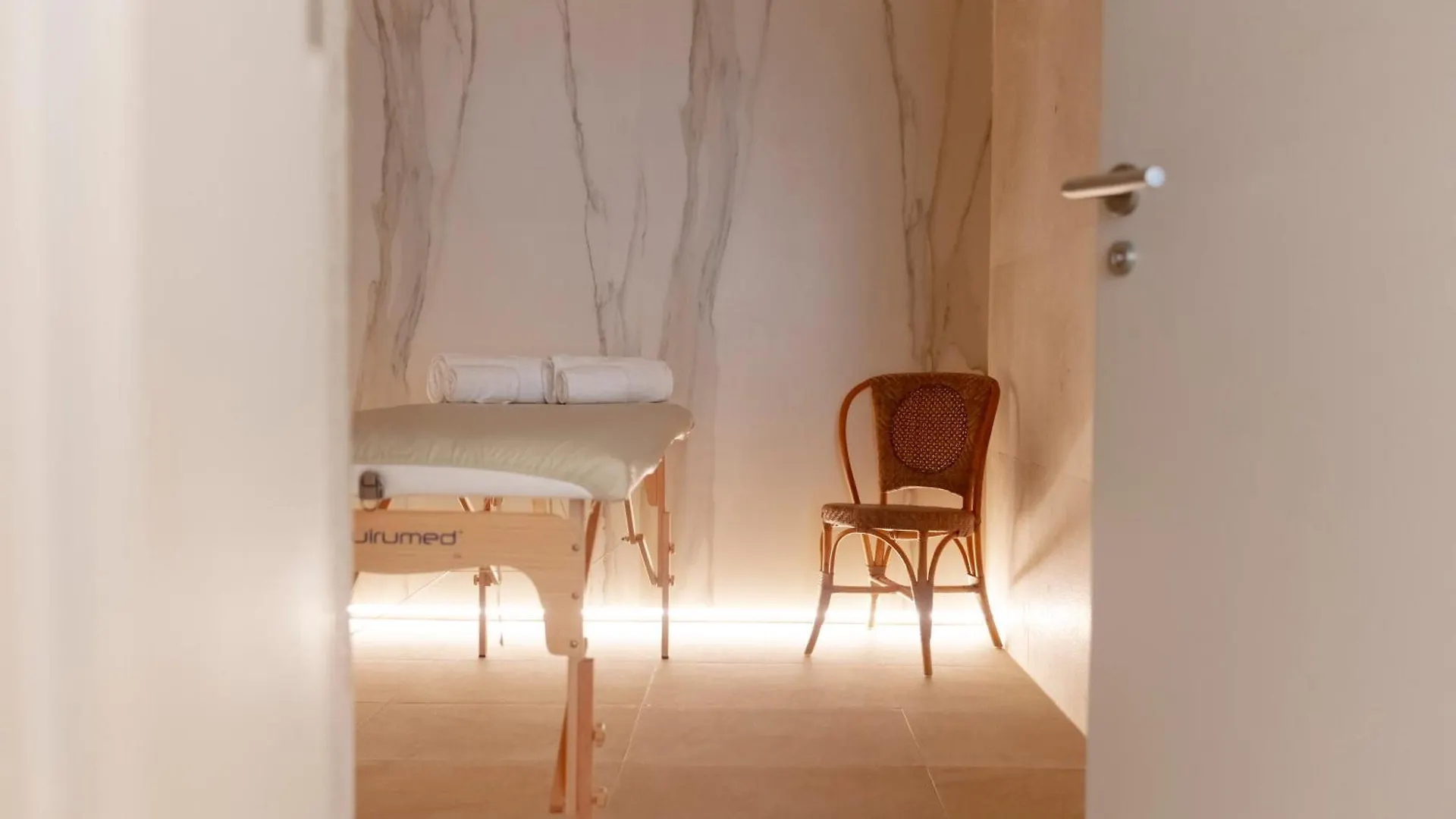 Hotel Honucai Colònia de Sant Jordi
